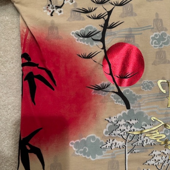 WOMEN'S BEAUTIFUL MULTI COLORED TEE  TOP WITH SEQUINS BY TAU,  SIZE: LARGE - Picture 5 of 12